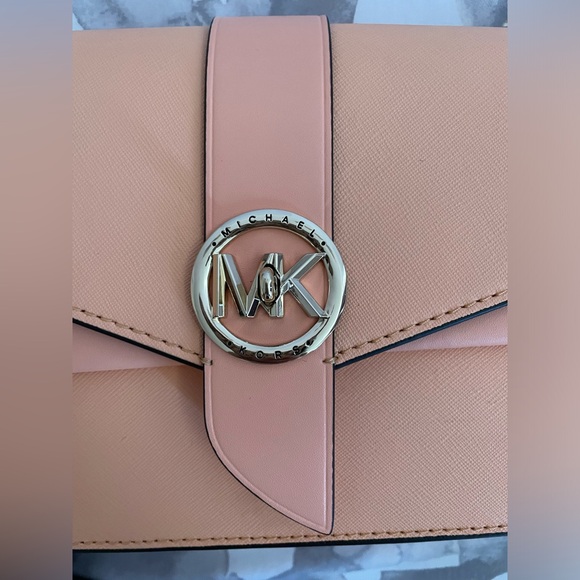 Michael Kors Crossbody -Brand New - Picture 2 of 13
